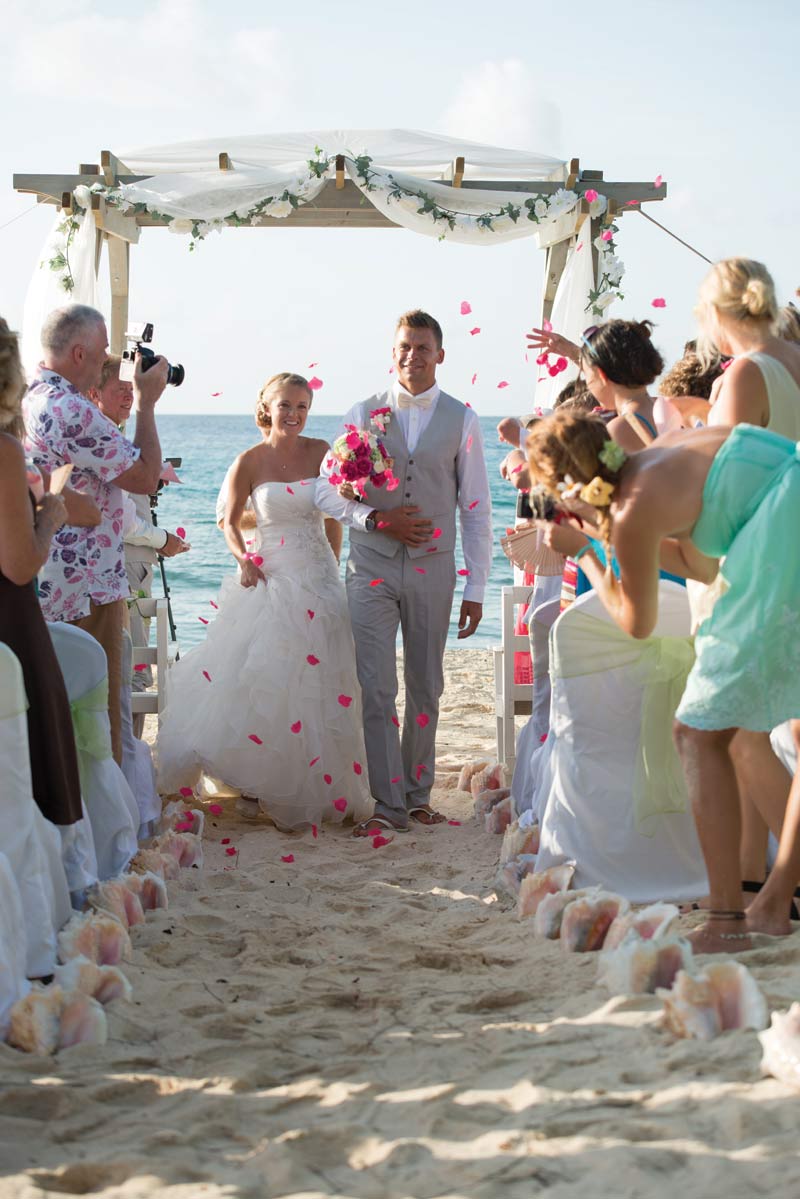 Beach wedding 