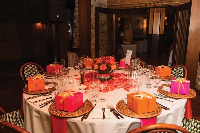 Dining arrangement